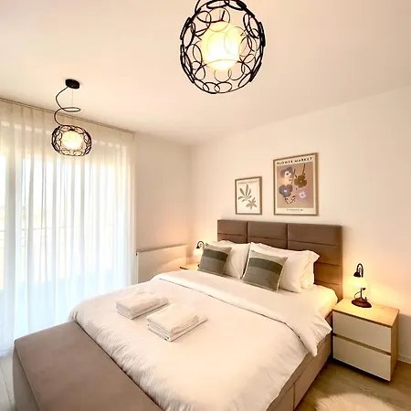 Apartment Uptown
